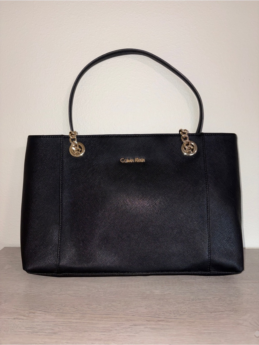 Calvin Klein Hayden Saffiano Leather Chain Tote Bag NWOT